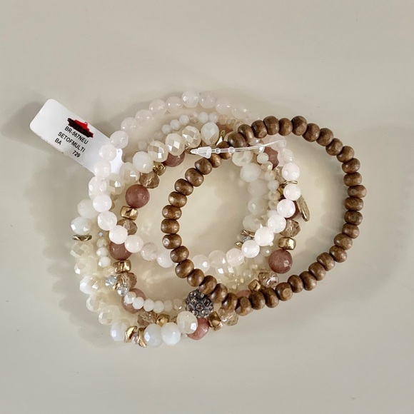 Brand new bracelet set - Picture 2 of 2
